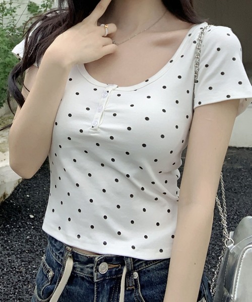 meJane(ミージェーン)の「ヘンリーラウンドネック ドットTシャツ(Tシャツ/カットソー・レディース・グレー/ホワイト・FREE)」の6枚目の写真