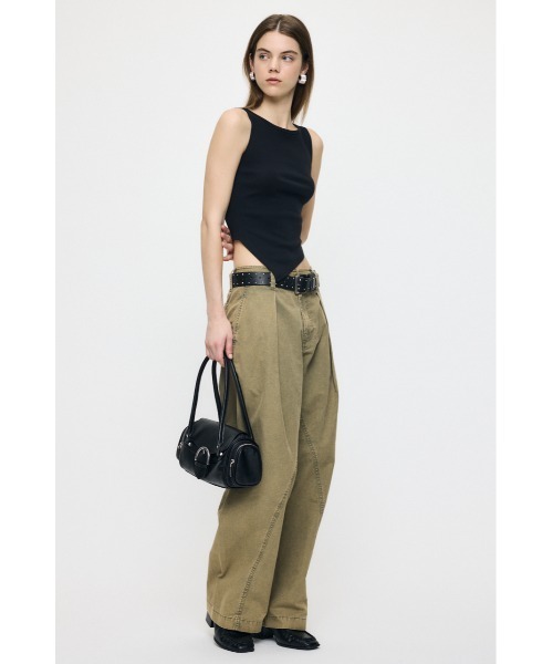 MOUSSY(マウジー)の「CURVE LINE TUCK パンツ(その他パンツ・レディース・カーキ/ベージュ・1)」の8枚目の写真