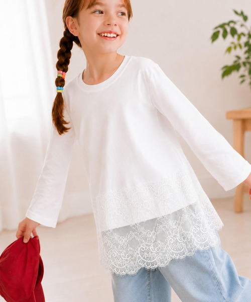 classicalelf(クラシカルエルフ)の「【キッズ】親子お揃いOK♪さらっと今っぽくなる 裾レースドッキングTシャツ(長袖)(Tシャツ/カットソー・キッズ・オフホワイト/ブラック/チャコール・140/160/120/100)」の4枚目の写真