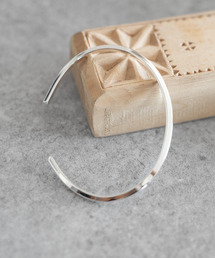 ability（アビリティ）の「SENTI センティ / TRIANGULAR FINE BANGLE シルバー925トライアングル細バングル / 4097（バングル/リストバンド）」