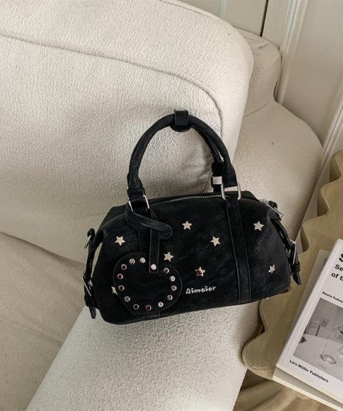 Ritzy(リッツィー)の「星スタッズハートチャームミニボストンバッグ 3 色展開(ショルダーバッグ・レディース・ベージュ/ブラック/モカ・FREE)」の10枚目の写真