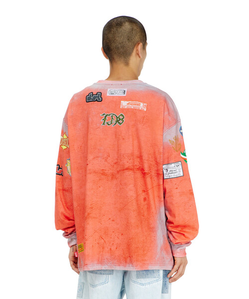 DIESEL(ディーゼル)の「メンズ 長袖Tシャツ T-NORME-LS-PATCHES(Tシャツ/カットソー・メンズ・ホワイト系その他/レッド系その他・MEDIUM/LARGE/X-LARGE/X-SMALL/SMALL/XXX-LARGE/XX-LARGE)」の7枚目の写真