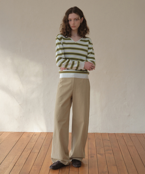 OURNOSTALGIA(アワー ノスタルジア)の「Bizo Buckle Cotton Pants_Beige(O26PT01)(その他パンツ・レディース・Beige・MEDIUM/SMALL)」の3枚目の写真