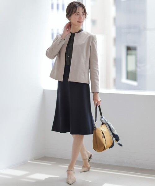 J.PRESS Ladies(J.プレス レディス)の「CLEAR LIGHT スエード ブルゾン(ブルゾン・レディース・ベージュ系/カーキ系・XS)」の4枚目の写真