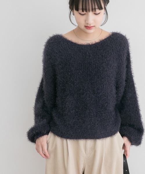 ITEMS URBANRESEARCH(アイテムズ アーバンリサーチ)の「シャギーボリュームスリーブニット(ニット/セーター・レディース・レッド/オフホワイト/ブラウン/ネイビー・FREE)」の1枚目の写真