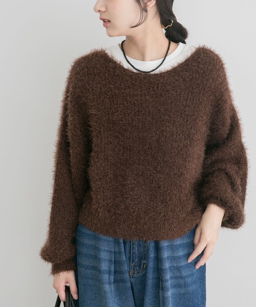 ITEMS URBANRESEARCH(アイテムズ アーバンリサーチ)の「シャギーボリュームスリーブニット(ニット/セーター・レディース・レッド/オフホワイト/ブラウン/ネイビー・FREE)」の3枚目の写真