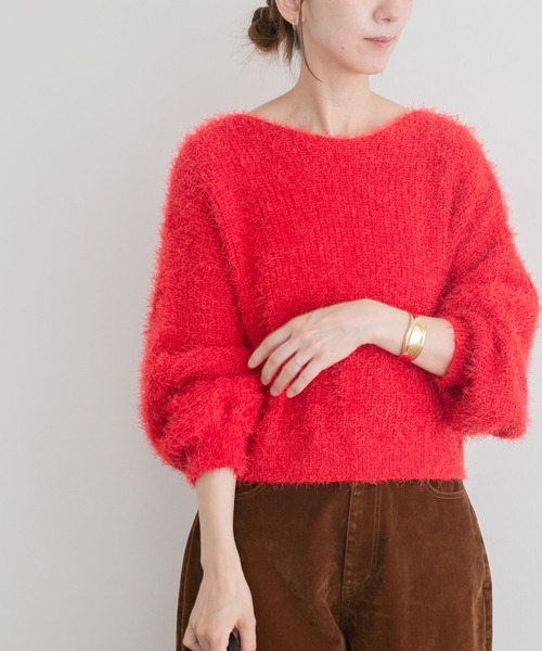 ITEMS URBANRESEARCH(アイテムズ アーバンリサーチ)の「シャギーボリュームスリーブニット(ニット/セーター・レディース・レッド/オフホワイト/ブラウン/ネイビー・FREE)」の4枚目の写真