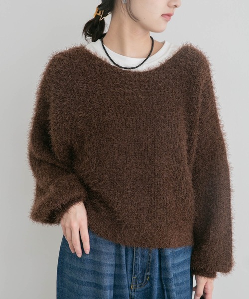 ITEMS URBANRESEARCH(アイテムズ アーバンリサーチ)の「シャギーボリュームスリーブニット(ニット/セーター・レディース・レッド/オフホワイト/ブラウン/ネイビー・FREE)」の16枚目の写真