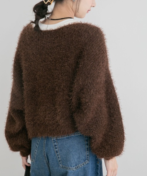 ITEMS URBANRESEARCH(アイテムズ アーバンリサーチ)の「シャギーボリュームスリーブニット(ニット/セーター・レディース・レッド/オフホワイト/ブラウン/ネイビー・FREE)」の17枚目の写真