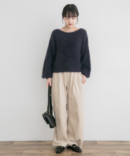 ITEMS URBANRESEARCH(アイテムズ アーバンリサーチ)の「シャギーボリュームスリーブニット(ニット/セーター・レディース・レッド/オフホワイト/ブラウン/ネイビー・FREE)」の7枚目の写真