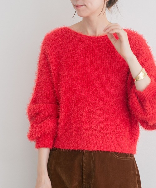 ITEMS URBANRESEARCH(アイテムズ アーバンリサーチ)の「シャギーボリュームスリーブニット(ニット/セーター・レディース・レッド/オフホワイト/ブラウン/ネイビー・FREE)」の9枚目の写真