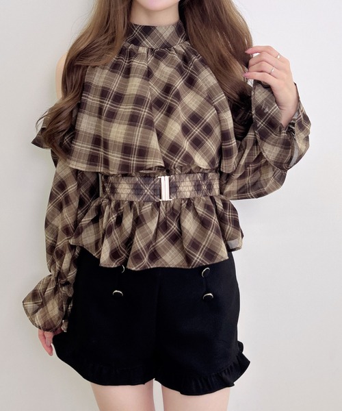 INGNI（イング）の「ベルト付チェック柄フリル肩あきブラウス（シャツ/ブラウス・レディース・ブラック系/ブラウン系その他2・M）」の11枚目の写真