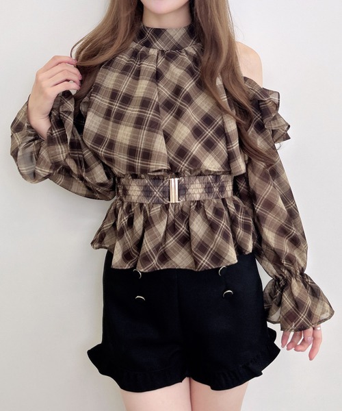 INGNI（イング）の「ベルト付チェック柄フリル肩あきブラウス（シャツ/ブラウス・レディース・ブラック系/ブラウン系その他2・M）」の12枚目の写真