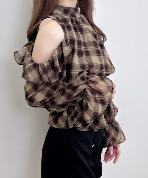 INGNI（イング）の「ベルト付チェック柄フリル肩あきブラウス（シャツ/ブラウス・レディース・ブラック系/ブラウン系その他2・M）」の15枚目の写真