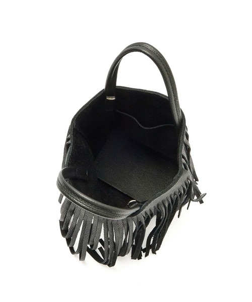 ROSE BUD(ローズバッド)の「MILLELA FIRENZE/FRINGE MINI TOTE(ショルダーバッグ・レディース・オフホワイト/ブラック・ONE SIZE)」の17枚目の写真