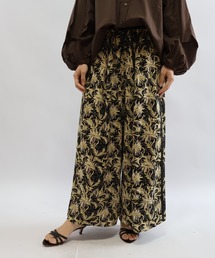 ZOZO限定　セミシアーウエストリブワイドパンツ