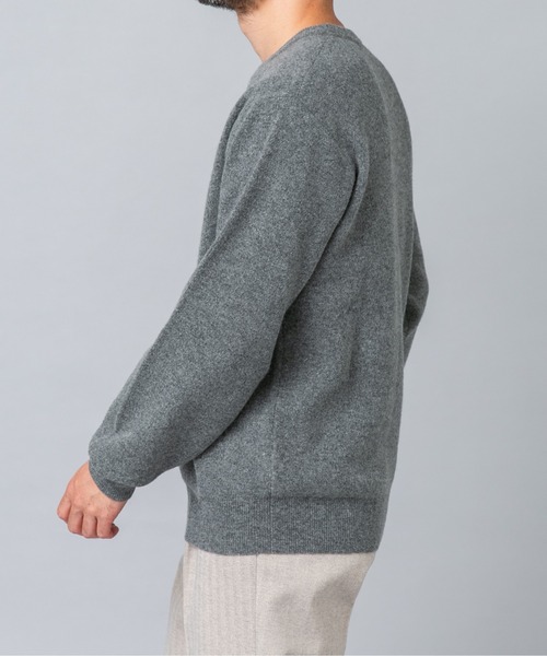 URBAN RESEARCH ROSSO MEN（アーバンリサーチロッソメン）の「ハミルトンラムズウールスムースニットスウェット（ニット/セーター・メンズ・ブラック/グレー/チャコールグレー/ミント/ベージュ系その他・LARGE/X-LARGE/MEDIUM）」の13枚目の写真