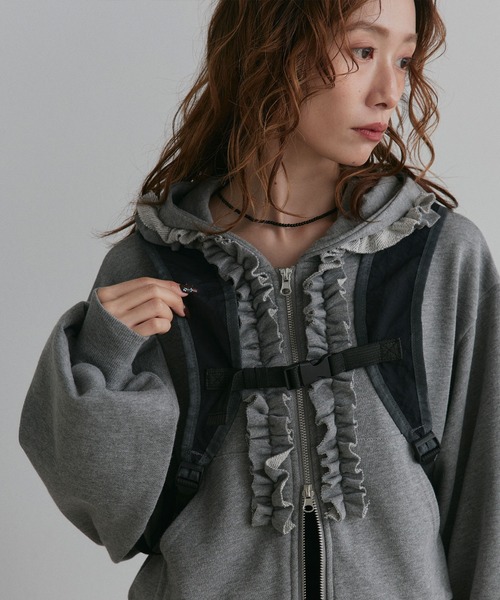 ad thie(アドティエ)の「クロスコード ナイロン バックパック(バックパック/リュック・レディース・カーキ/ネイビー/ブラック/ブラウン・FREE)」の10枚目の写真
