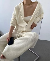 FAVORITO（ファヴォリート）の「フード付きジャケットワイドパンツセットアップ（セットアップ）」