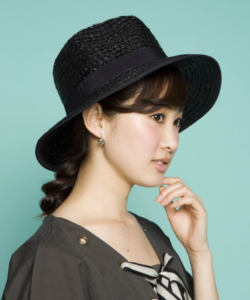 PLAIN CLOTHING（プレーンクロージング）の「シンプルストローハット　【PLAIN CLOTHING】（ハット・レディース・ブラック/ナチュラル・FREE）」の8枚目の写真
