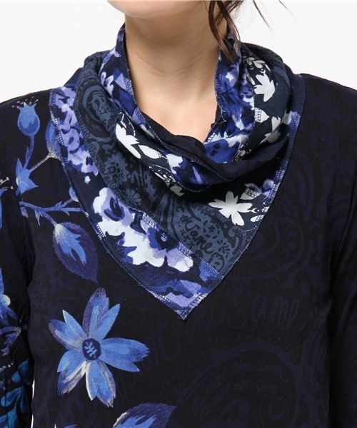 Desigual（デシグアル）の「「Desigual/デシグアル」カットソー（Tシャツ/カットソー・レディース・ブルー/ブラウン・X-LARGE/SMALL/MEDIUM/X-SMALL/LARGE）」の8枚目の写真