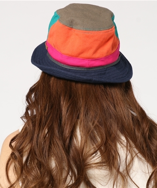 チチカカ（チチカカ）の「クレイジーパターンサファリハット（ハット・レディース・ベージュ/ネイビー・FREE）」の4枚目の写真