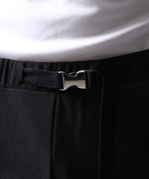5351 POUR LES HOMMES(ゴーサンゴーイチプールオム)の「シャンブレーハイテンションジョガーパンツ(その他パンツ・メンズ・ブラック・46/44/48)」の6枚目の写真
