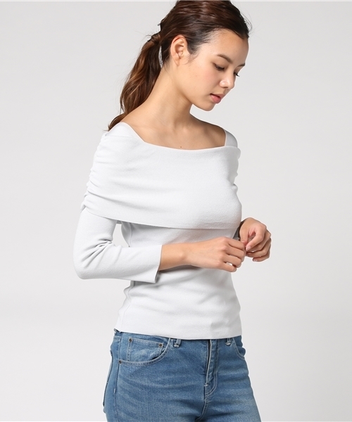 SWINGLE（スウィングル）の「ダブルオフショル風ニットプルオーバー◆（ニット/セーター・レディース・オフホワイト/ライトグレー/ラベンダー/ネイビー・SMALL）」の11枚目の写真