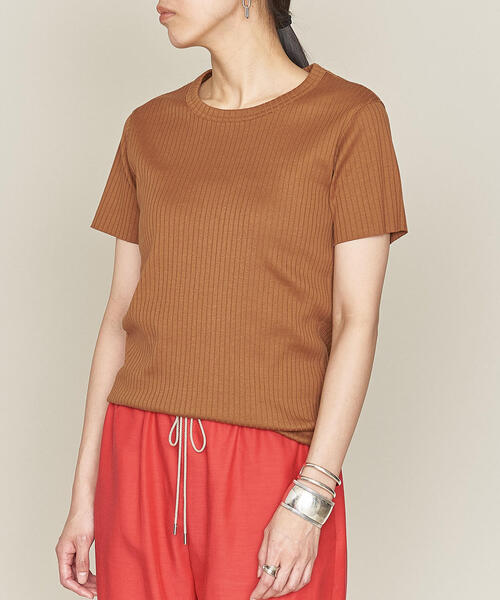 ASTRAET(アストラット)の「<ASTRAET(アストラット)>リブ ショートスリーブ プルオーバー◇(Tシャツ/カットソー・レディース・ホワイト/ブラック/オリーブ/ブラウン/ライラック/ダークブラウン・FREE)」の4枚目の写真