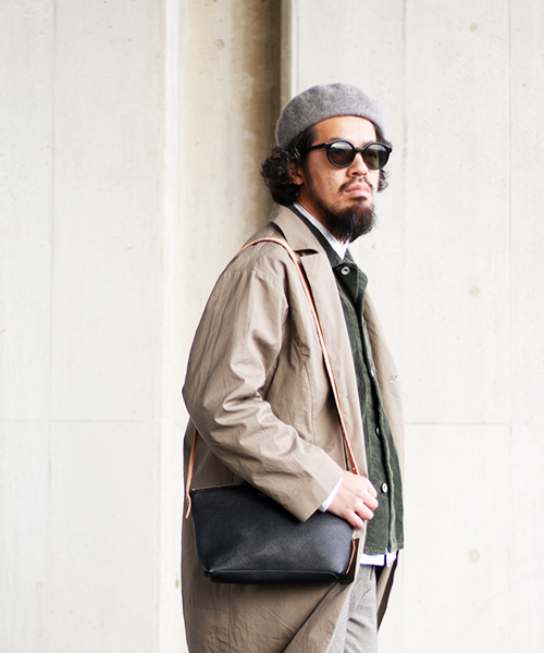 NATAL DESIGN(ネイタルデザイン)の「【ネイタルデザイン】NATAL DESIGN X THE SUPERIOR LABOR LEATHER POUCH / シュペリオルレイバー レザーポーチ(ショルダーバッグ・メンズ・ブラック/グレー/カーキ・FREE)」の13枚目の写真