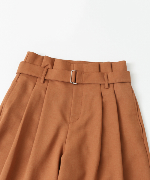 URBAN RESEARCH（アーバンリサーチ）の「ウエストベルトワイドタックパンツ（その他パンツ・レディース・アイボリー/ブラック/ブラウン・36/38）」の13枚目の写真