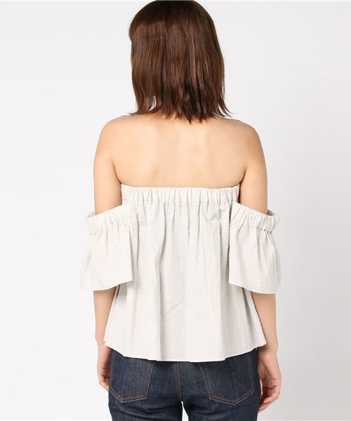 STUDIOUS（ステュディオス）の「オフショルダーコットントップス（Tシャツ/カットソー・レディース・ライトグレー/ネイビー・0）」の5枚目の写真