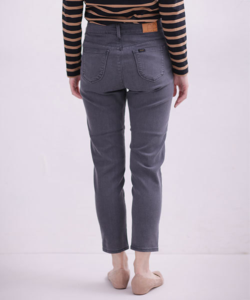 Lee（リー）の「Lee/JEGGINGS ANKLE TAPERED（その他パンツ・レディース・ブラック/インディゴブルー/グレー/ブルー/ダークネイビー・SMALL/X-SMALL/MEDIUM）」の18枚目の写真