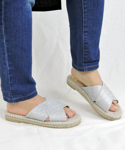 minia（ミニア）の「クロス エスパドリーユ スリッパサンダル [ minia ]（サンダル・レディース・ブラック/ピンク/ターコイズブルー/シルバー/ブラウン/イエロー・S/M/L/LL）」の17枚目の写真