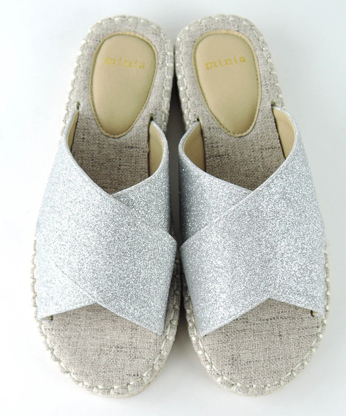 minia（ミニア）の「クロス エスパドリーユ スリッパサンダル [ minia ]（サンダル・レディース・ブラック/ピンク/ターコイズブルー/シルバー/ブラウン/イエロー・S/M/L/LL）」の15枚目の写真