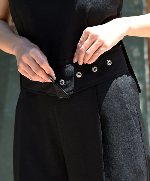 amorous insense（アモラスインセンス）の「センタープレスオールインワン（つなぎ/オールインワン・レディース・ブラック/ベージュ・MEDIUM）」の14枚目の写真