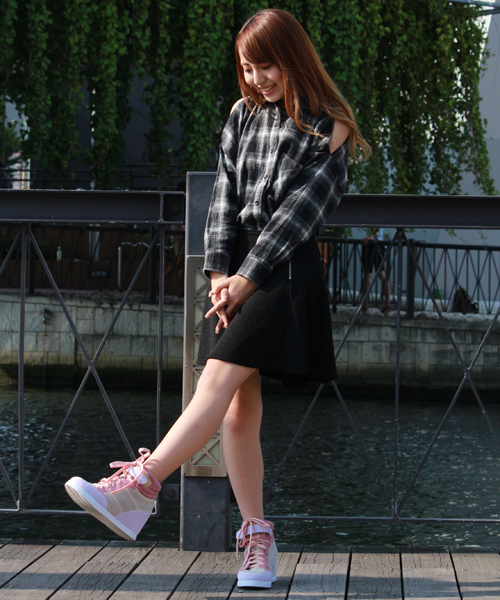 WEGO（ウィゴー）の「WEGO/インヒールスニーカー（スニーカー・レディース・ホワイト/レッド/サックスブルー/ピンク・23.5/24.5）」の18枚目の写真