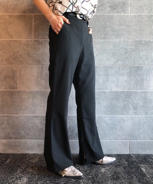PAGEBOY(ページボーイ)の「ストレッチフレアパンツ(その他パンツ・レディース・ブラック/アイボリー/レッド・SMALL/MEDIUM)」の4枚目の写真