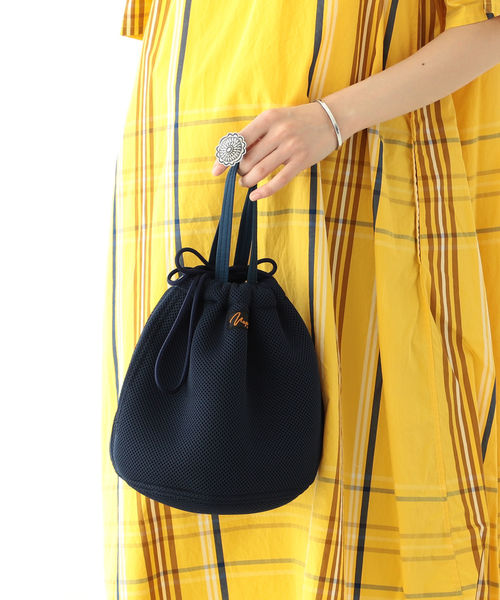 BEAMS BOY（ビームスボーイ）の「NAPRON / ラッセル ペイシェント バッグ（ハンドバッグ・レディース・ホワイト/ネイビー・ONE SIZE）」の4枚目の写真