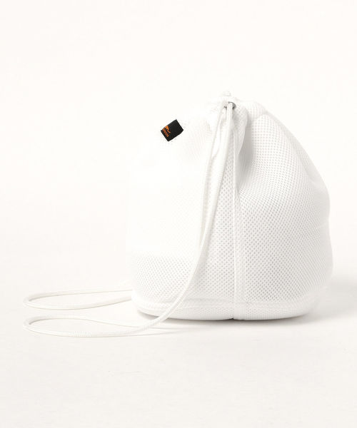 BEAMS BOY（ビームスボーイ）の「NAPRON / ラッセル ペイシェント バッグ（ハンドバッグ・レディース・ホワイト/ネイビー・ONE SIZE）」の6枚目の写真