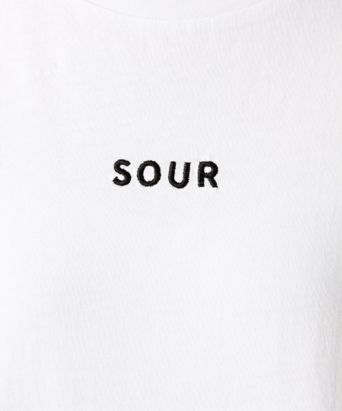 LOWRYS FARM（ローリーズファーム）の「チビロゴＴＥＥ　837987（Tシャツ/カットソー・レディース・ブラック/ベージュ/オフホワイト/パープル・FREE）」の12枚目の写真