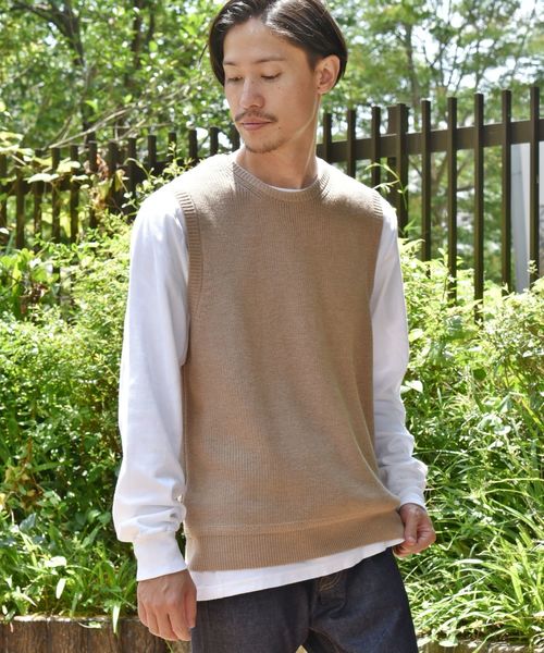 SHIPS（シップス）の「SC: WOOLMARK マシンウォッシュ対応 畔編み クルーネック ニット ベスト（ベスト・メンズ・オリーブ/ネイビー/ベージュ・LARGE/SMALL/X-LARGE/MEDIUM）」の9枚目の写真