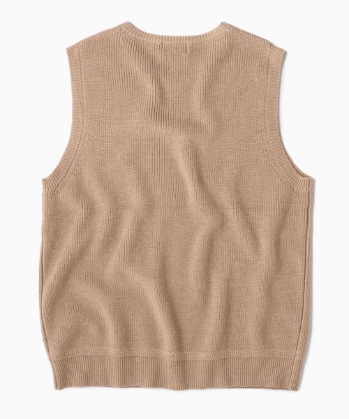 SHIPS（シップス）の「SC: WOOLMARK マシンウォッシュ対応 畔編み クルーネック ニット ベスト（ベスト・メンズ・オリーブ/ネイビー/ベージュ・LARGE/SMALL/X-LARGE/MEDIUM）」の12枚目の写真