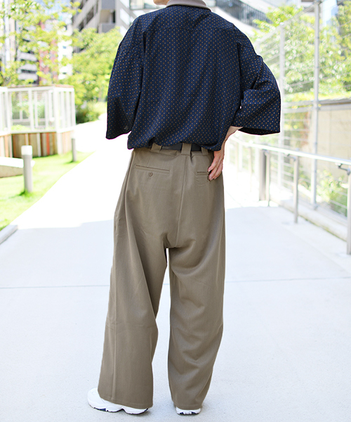 kutir（クティール）の「1タック切り替えワイドパンツ（その他パンツ・メンズ・ブラック/ベージュ/ボルドー・SMALL/MEDIUM/LARGE）」の14枚目の写真