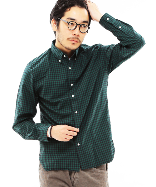 BEAMS PLUS（ビームスプラス）の「◎BEAMS PLUS  / オックス ギンガムチェックシャツ（シャツ/ブラウス・メンズ・ホワイト系その他/グリーン系その他/レッド系その他・MEDIUM/SMALL/X-LARGE/LARGE/XX-LARGE）」の3枚目の写真