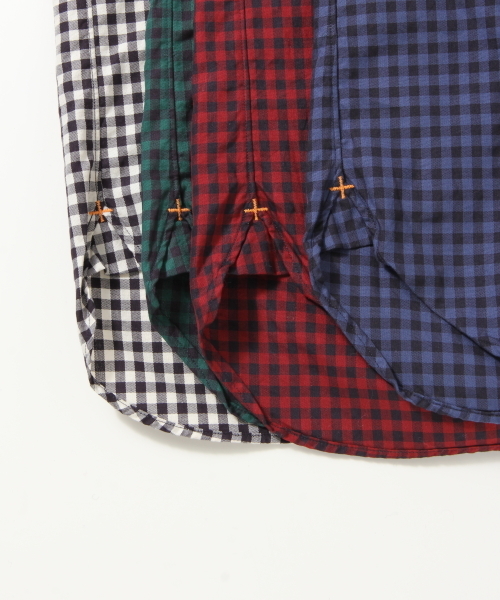 BEAMS PLUS（ビームスプラス）の「◎BEAMS PLUS  / オックス ギンガムチェックシャツ（シャツ/ブラウス・メンズ・ホワイト系その他/グリーン系その他/レッド系その他・MEDIUM/SMALL/X-LARGE/LARGE/XX-LARGE）」の4枚目の写真