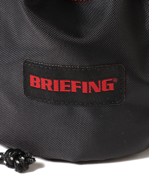 BEAMS BOY（ビームスボーイ）の「BRIEFING × BEAMS BOY / 別注 DRAWSTRING BAG（ショルダーバッグ・レディース・ブラック/オリーブ・ONE SIZE）」の4枚目の写真