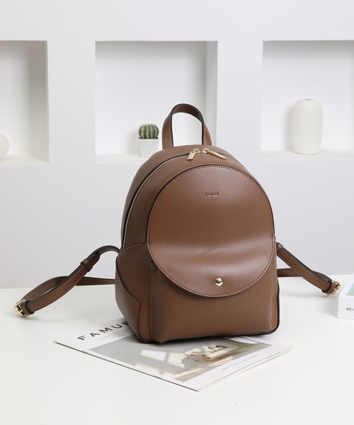 Ungrid（アングリッド）の「【Ungrid/アングリッド】　スムースシンプルリュック（バックパック/リュック・レディース・ブラック/アイボリー/キャメル/ダークブラウン/ワイン/カーキ/ベージュ系その他/ベージュ/オリーブ/レッド/スモークピンク/ダークベージュ/ブルー系その他・FREE）」の5枚目の写真