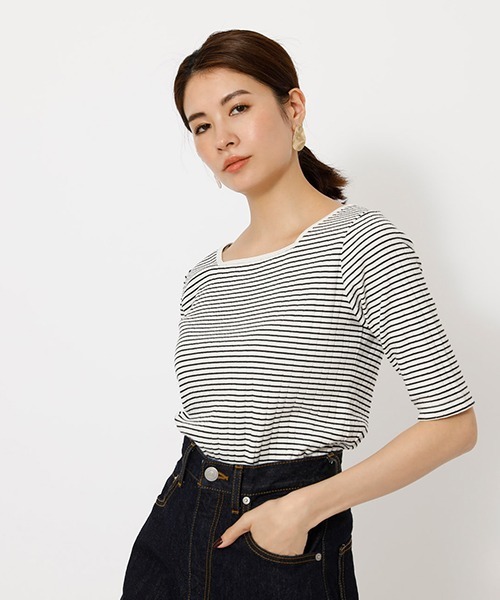 AZUL by moussy（アズールバイマウジー）の「2WAY RIB CUT TOPS/2WAYリブカットトップス【MOOK52掲載 90455】（Tシャツ/カットソー・レディース・ライトパープル/ブラック/ホワイト系その他/オフホワイト/ライトカーキ・LARGE/SMALL/MEDIUM）」の14枚目の写真
