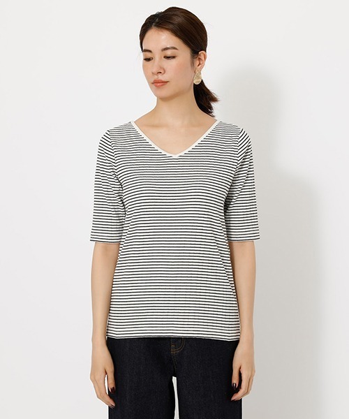 AZUL by moussy（アズールバイマウジー）の「2WAY RIB CUT TOPS/2WAYリブカットトップス【MOOK52掲載 90455】（Tシャツ/カットソー・レディース・ライトパープル/ブラック/ホワイト系その他/オフホワイト/ライトカーキ・LARGE/SMALL/MEDIUM）」の21枚目の写真